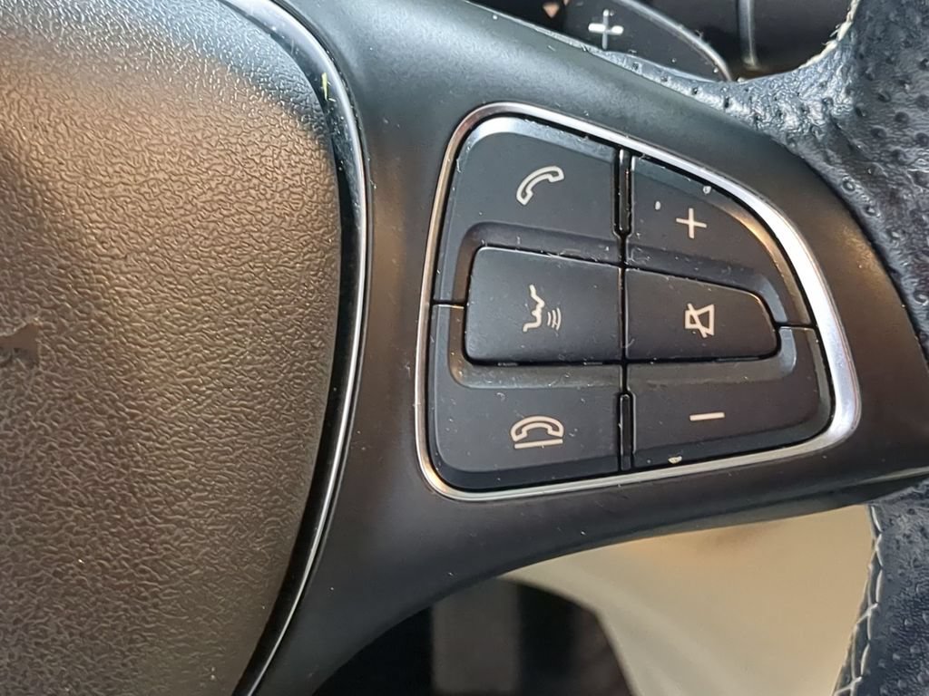Used 2019 Mercedes-Benz GLA 250 4MATIC image 30