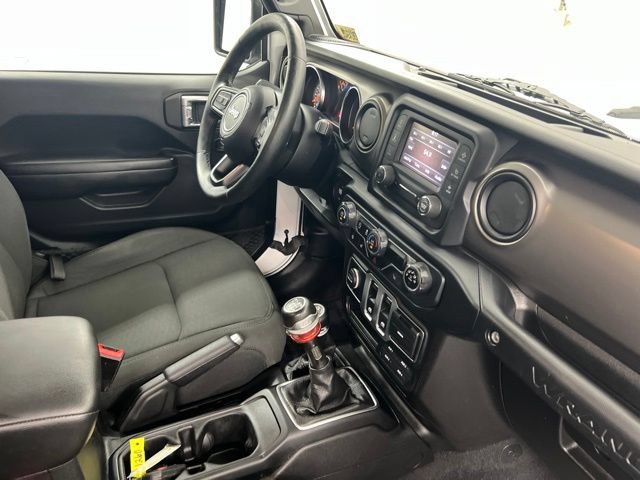 Used 2020 Jeep Wrangler Sport AWD/4WD image 22