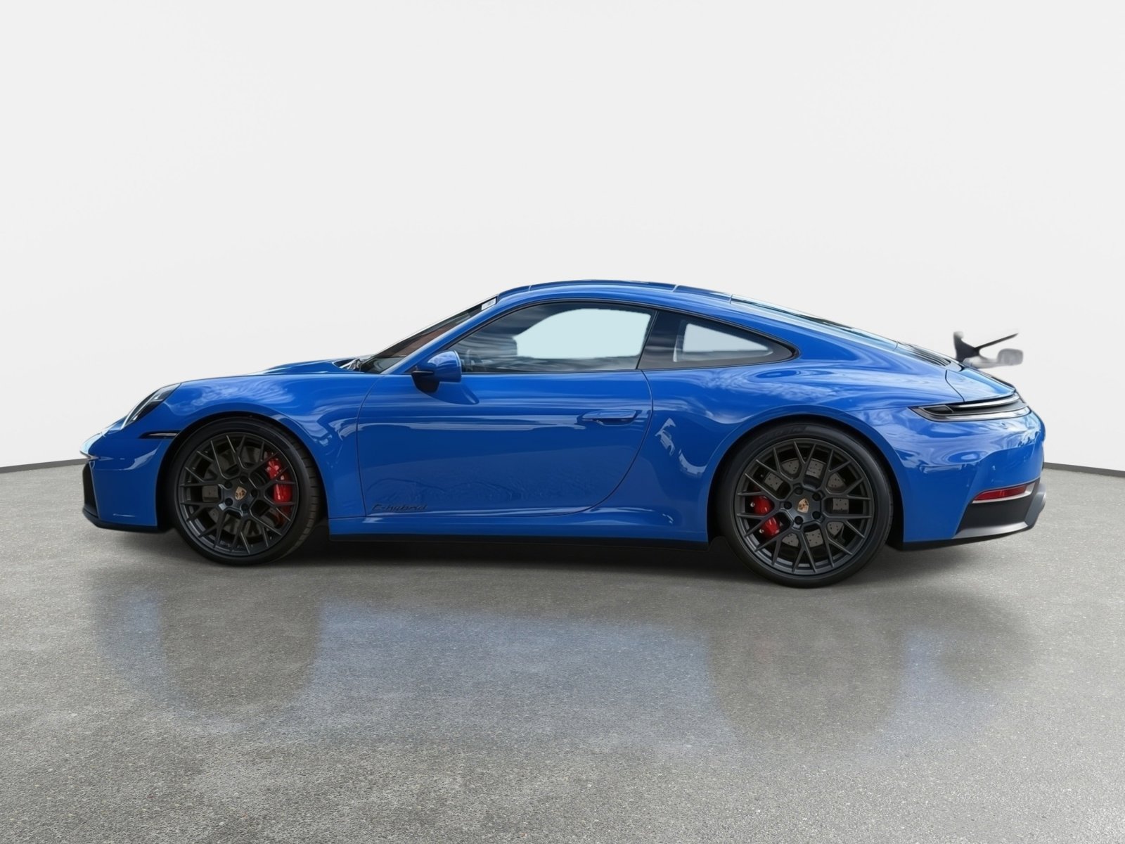 Used 2025 Porsche 911 Carrera GTS image 6