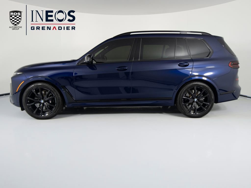 Used 2025 BMW X7 M60i AWD/4WD image 8