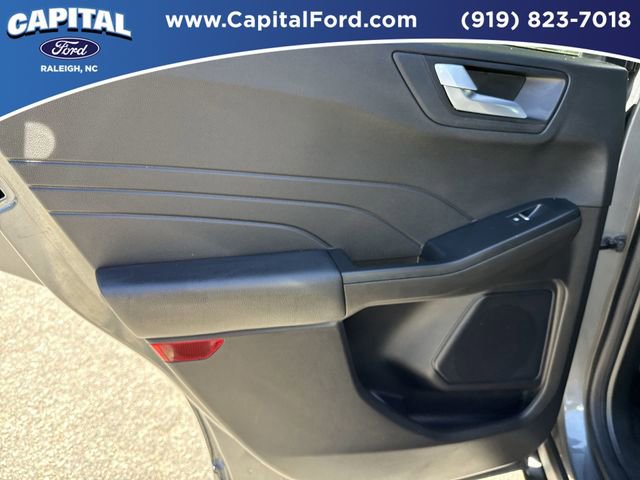 Certified 2024 Ford Escape ST-Line w/ Tech Pack #1 AWD/4WD image 16