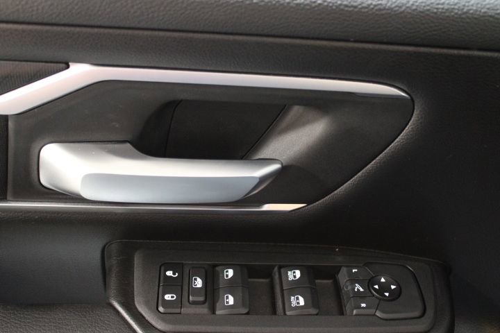 Used 2025 RAM 1500 Big Horn image 14