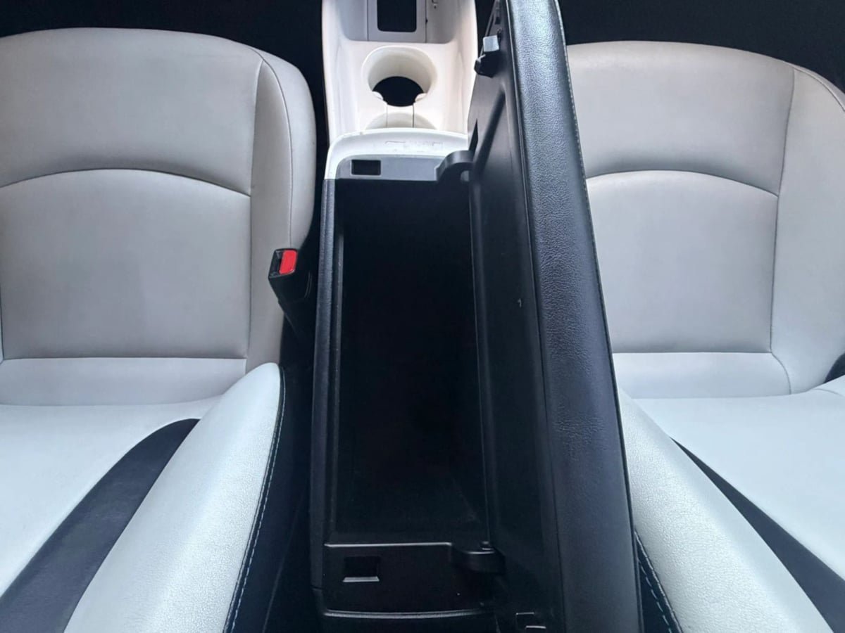 Used 2017 Toyota Prius Four Touring w/ Premium Convenience Package FWD image 49