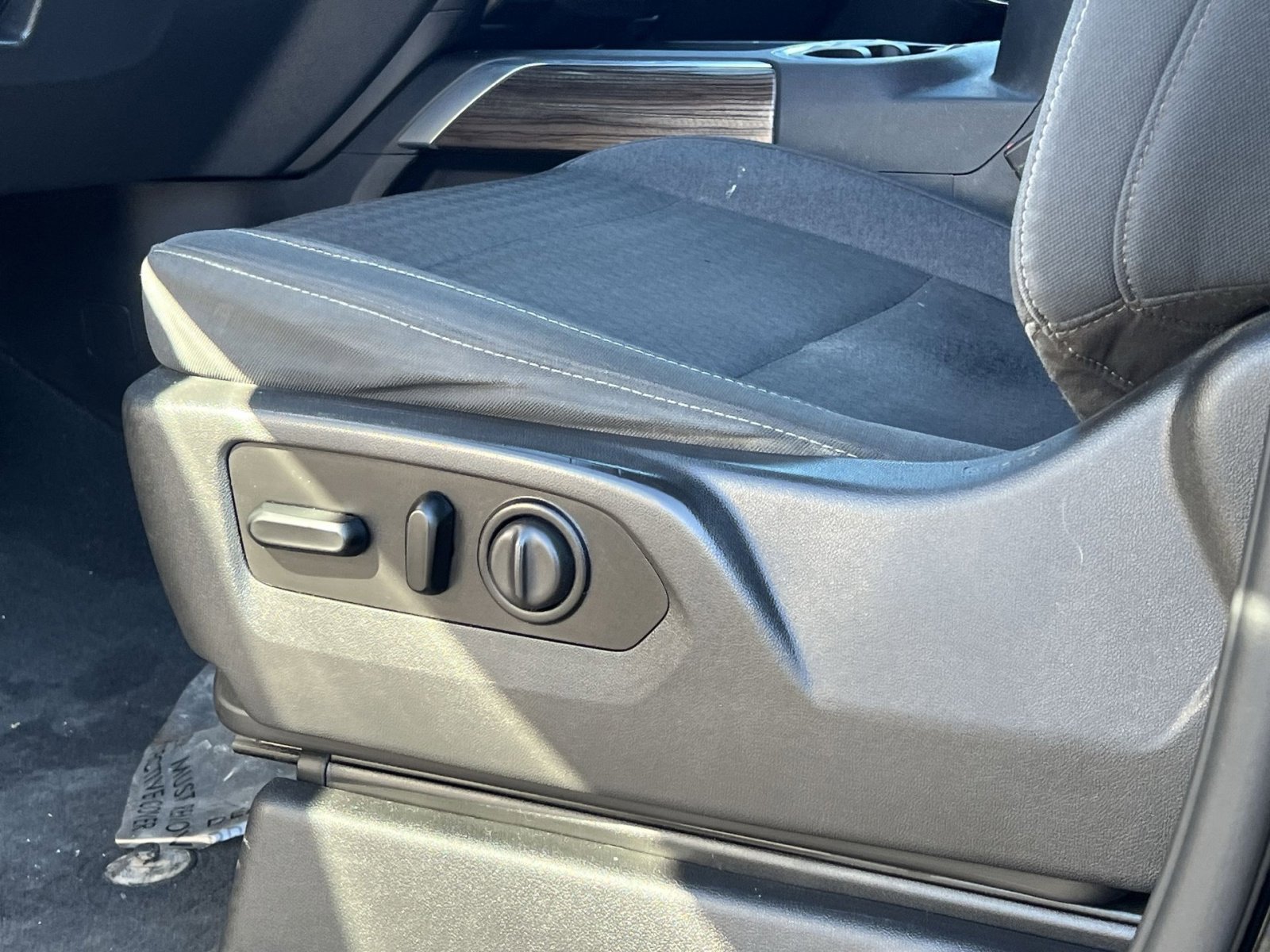 Used 2021 Chevrolet Silverado 1500 LT Trail Boss image 12