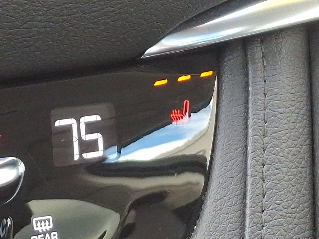 Used 2019 Cadillac XT5 Luxury image 28