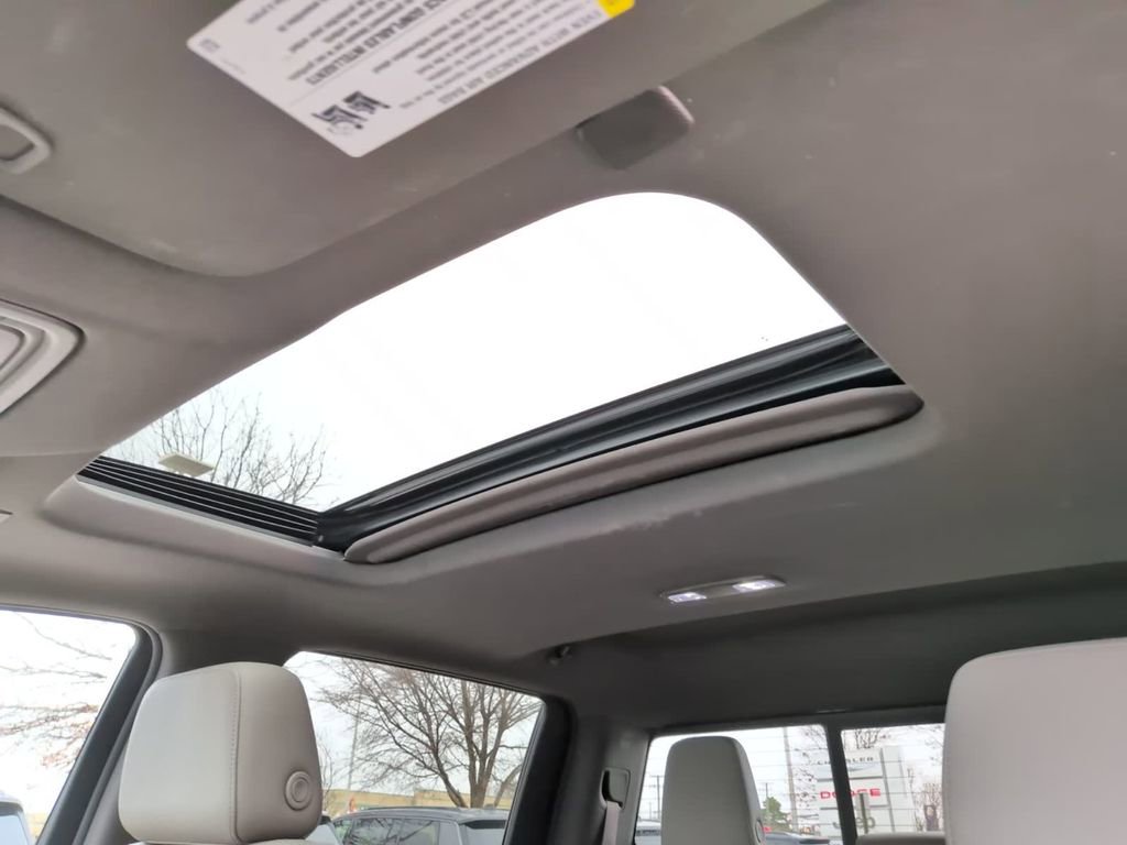 Used 2019 GMC Sierra 1500 SLT w/ SLT Premium Plus Package image 34