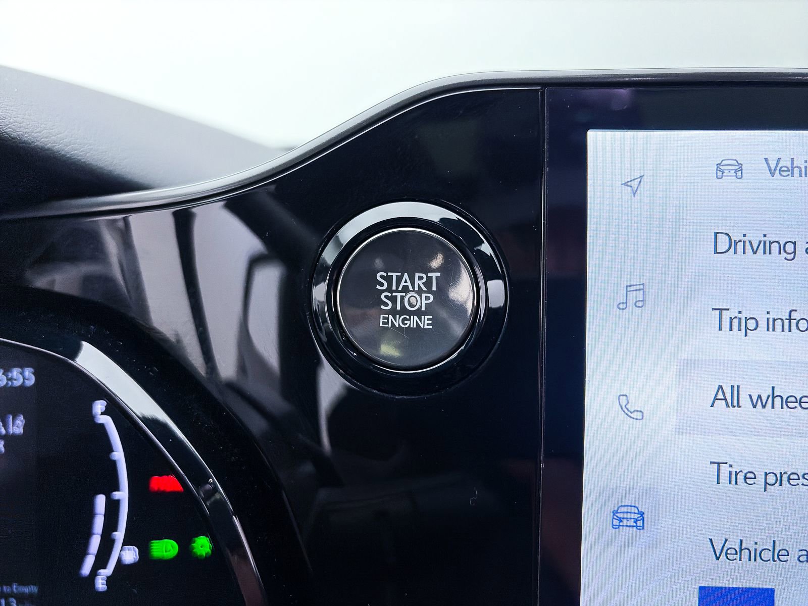 Used 2023 Lexus NX 350 F Sport image 25