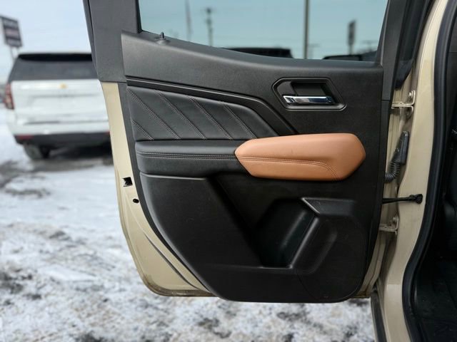 Used 2023 GMC Canyon AT4 w/ AT4 Premium Package image 16