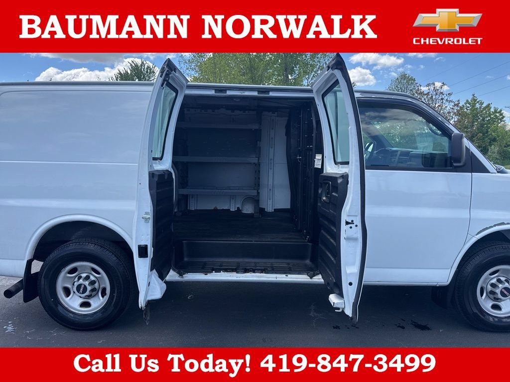 Used 2007 GMC Savana 2500 RWD image 30