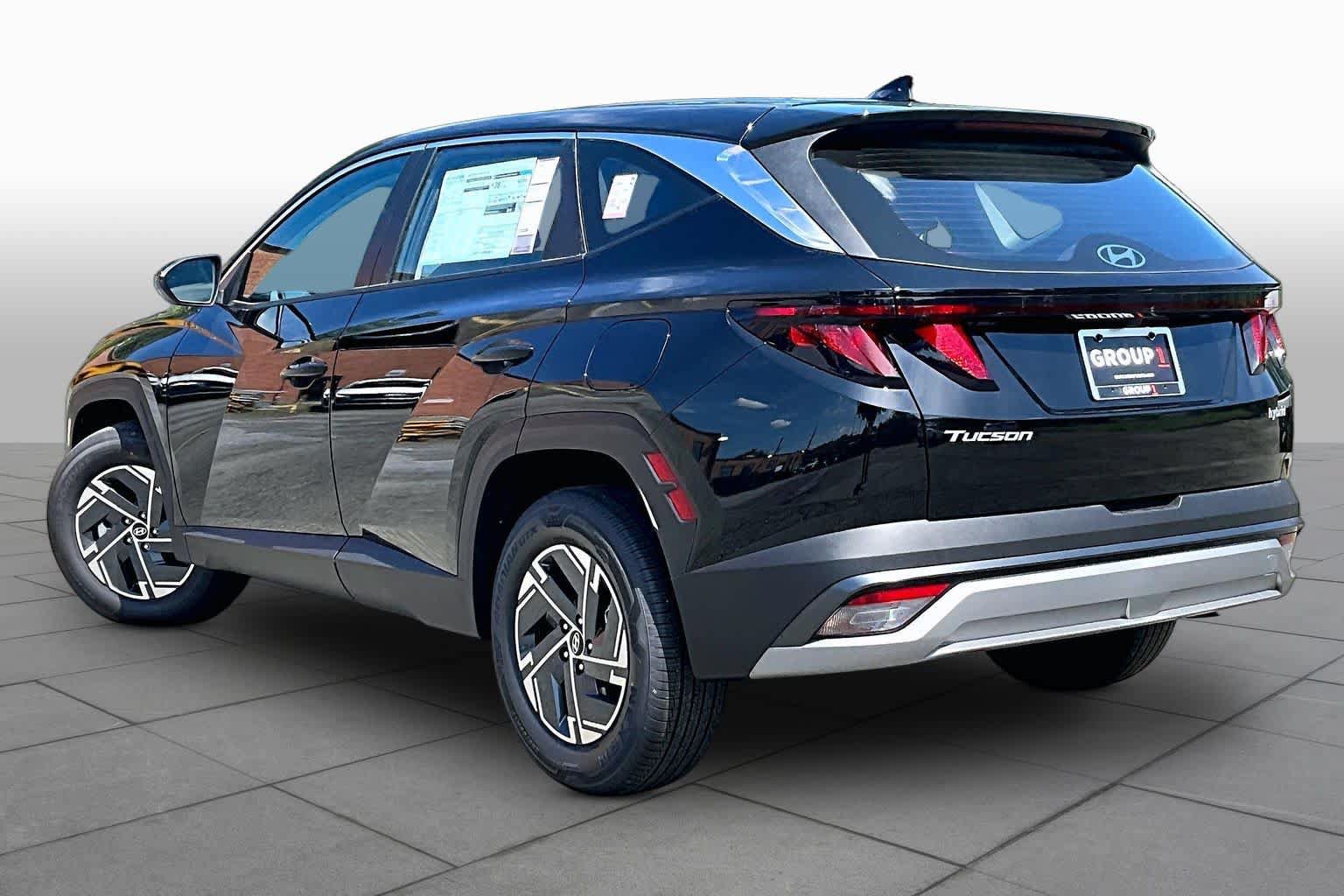New 2026 Hyundai Tucson Blue SE FWD image 7