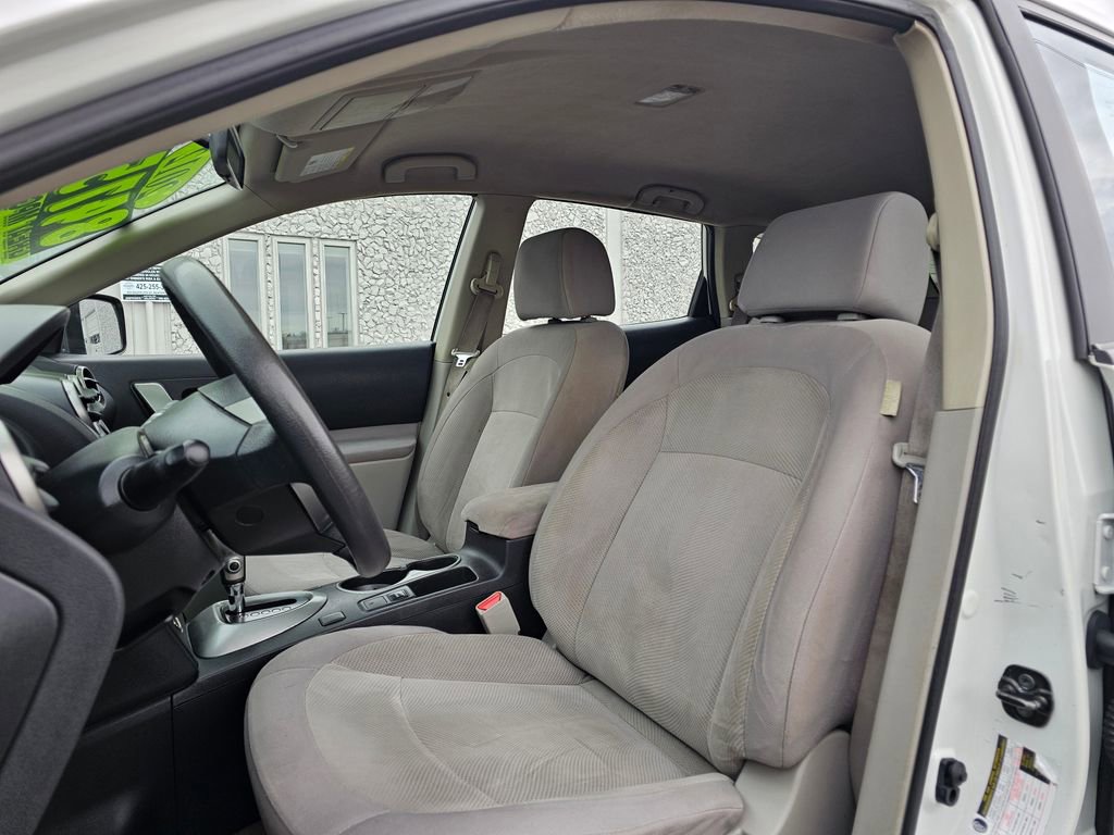 Used 2012 Nissan Rogue S image 18