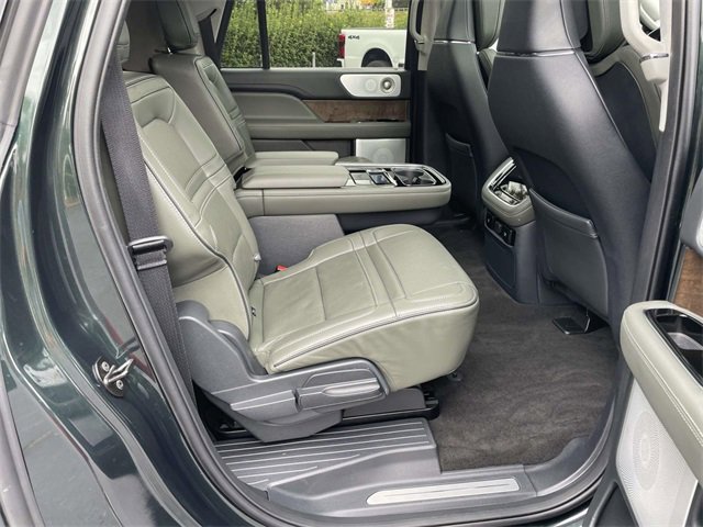 Used 2024 Lincoln Navigator L Black Label image 28