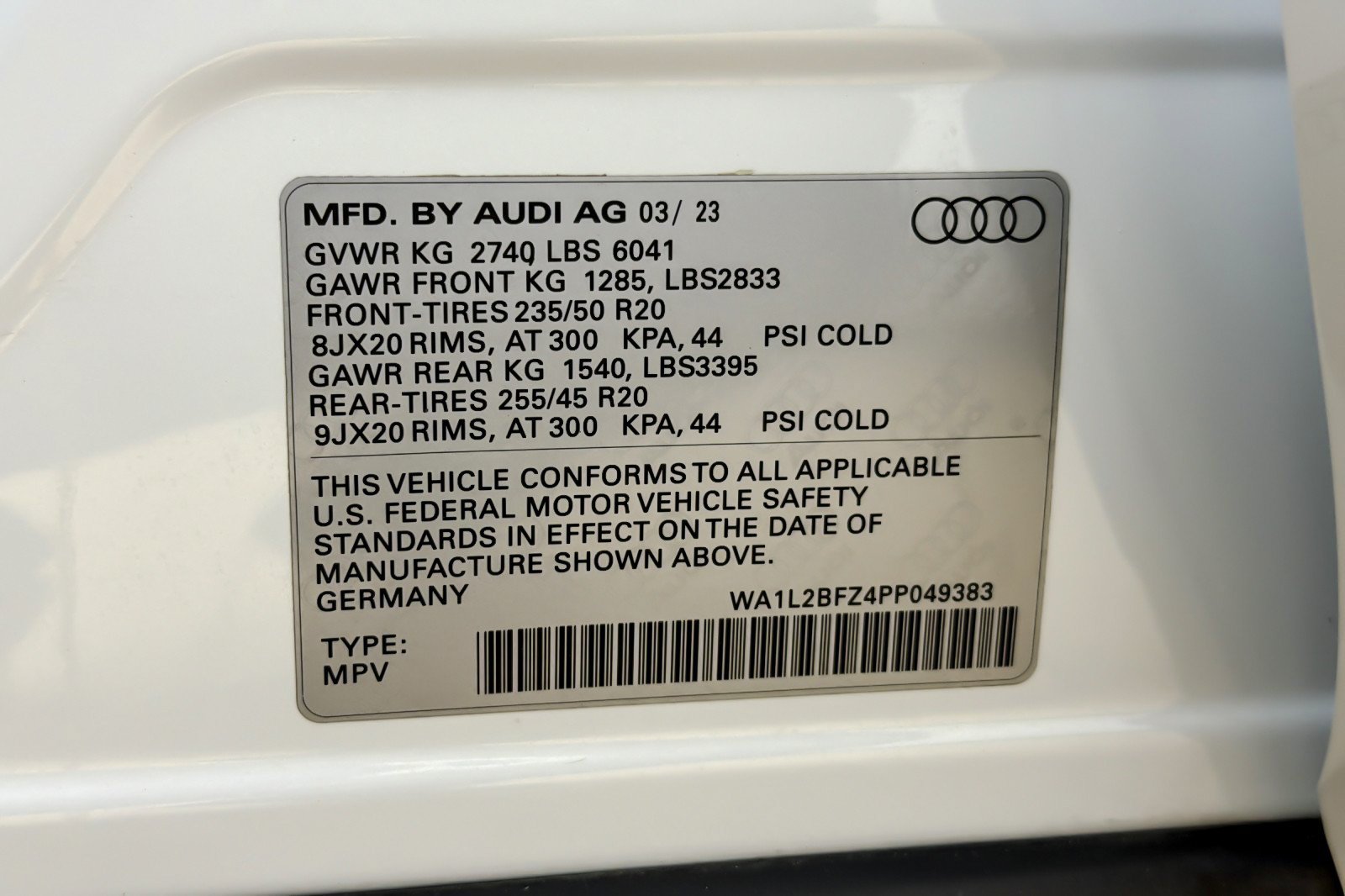 Certified 2023 Audi Q4 e-tron Premium Plus w/ Premium Plus AWD/4WD image 29