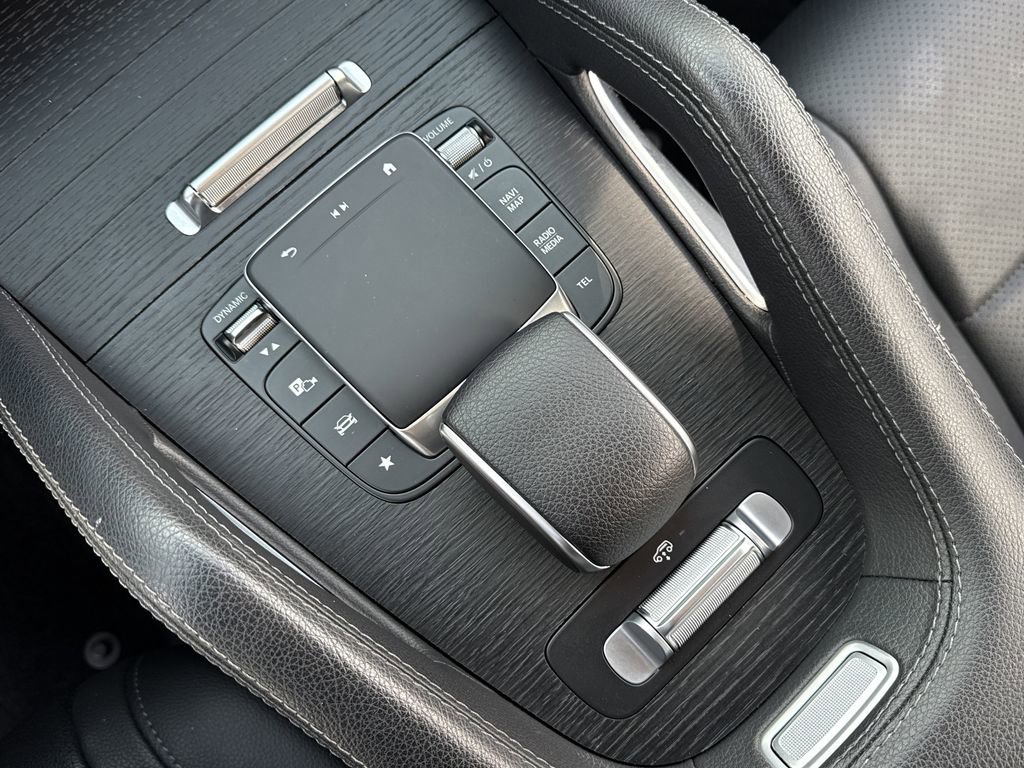 Used 2024 Mercedes-Benz GLS 450 4MATIC image 12