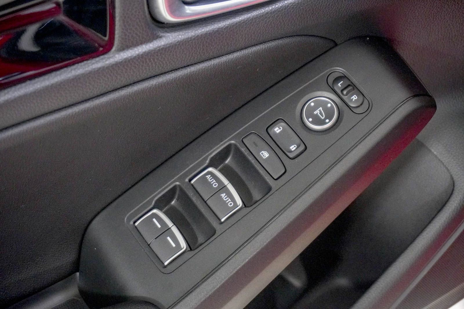 Used 2023 Honda Civic EX-L image 17