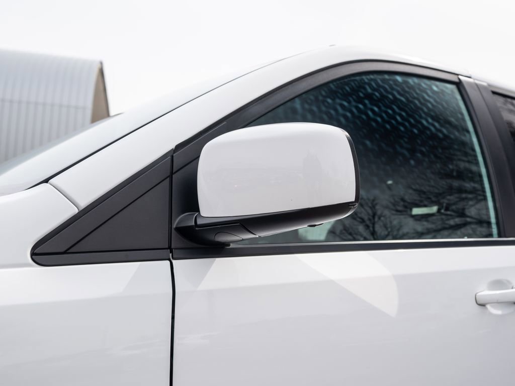 Used 2016 Dodge Grand Caravan SXT image 14