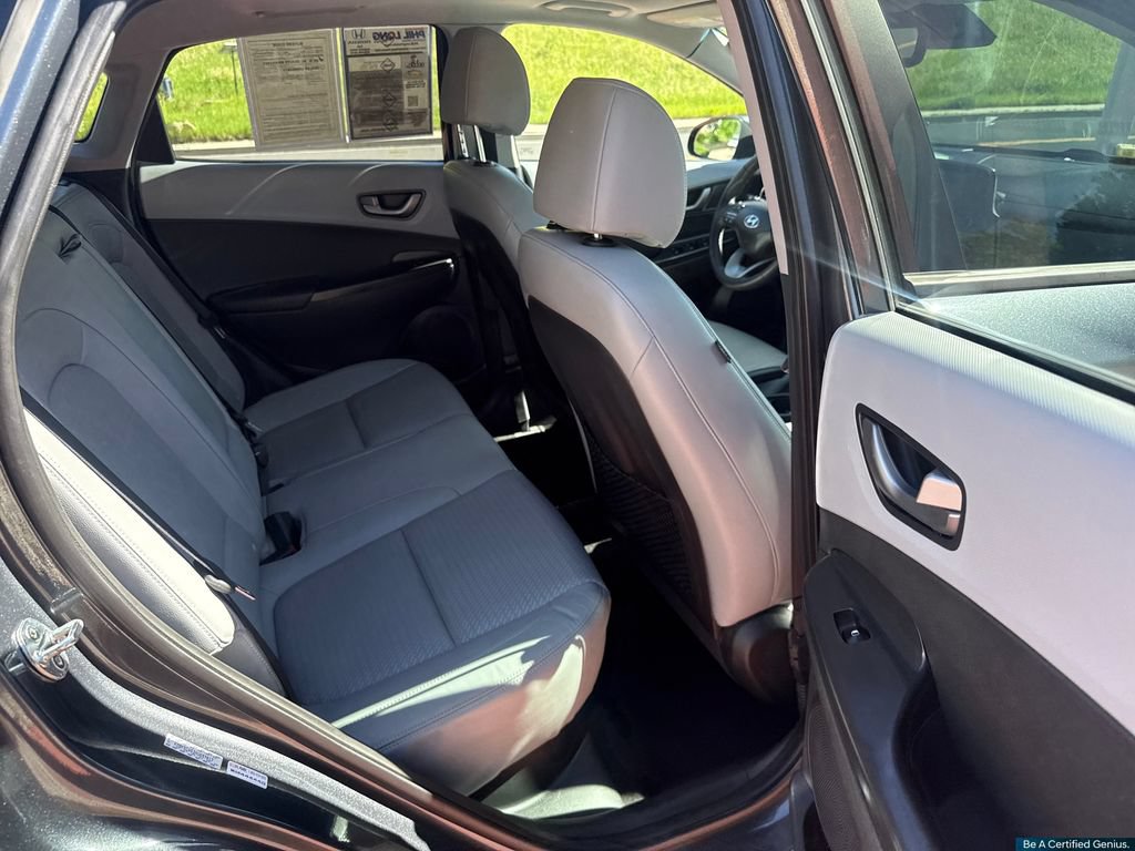 Certified 2021 Hyundai Kona Ultimate AWD/4WD image 32