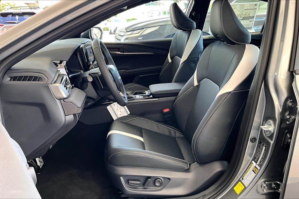 New 2026 Toyota Camry SE w/ Convenience Package FWD image 9