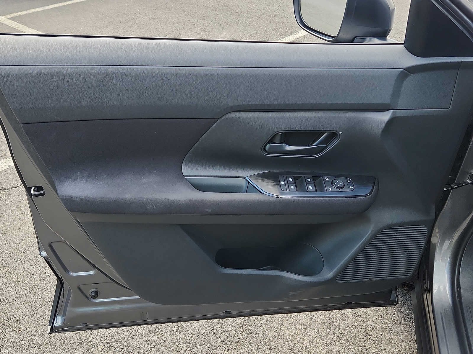 Certified 2025 Nissan Kicks S AWD/4WD image 12