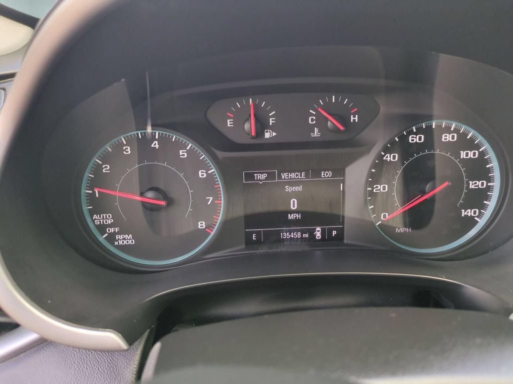 Used 2022 Chevrolet Malibu LT FWD image 18