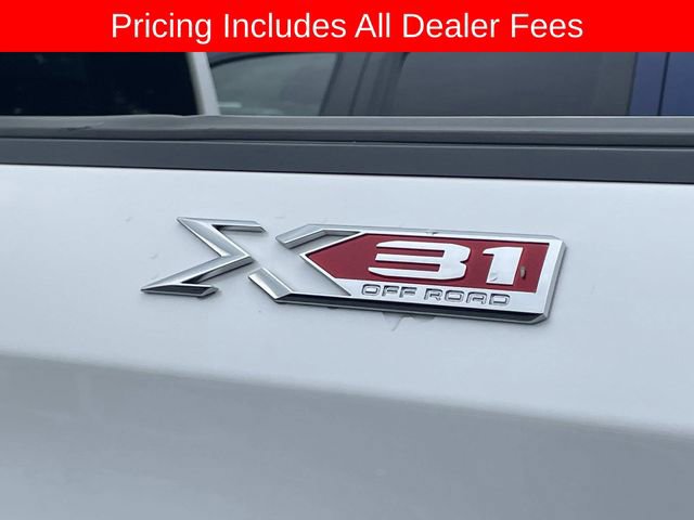Used 2024 GMC Sierra 1500 SLT w/ SLT Premium Plus Package AWD/4WD image 7