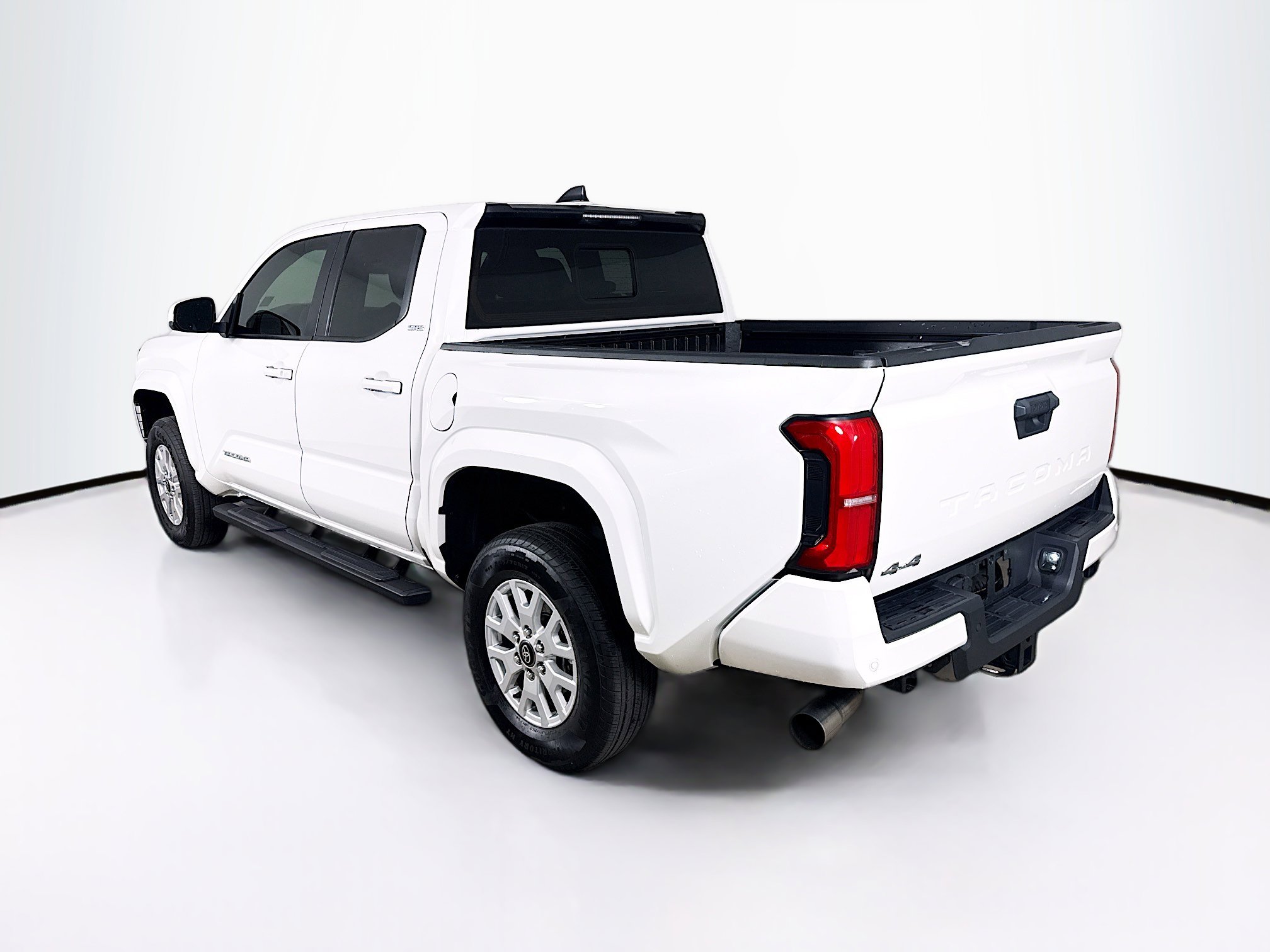 Used 2024 Toyota Tacoma SR5 image 29