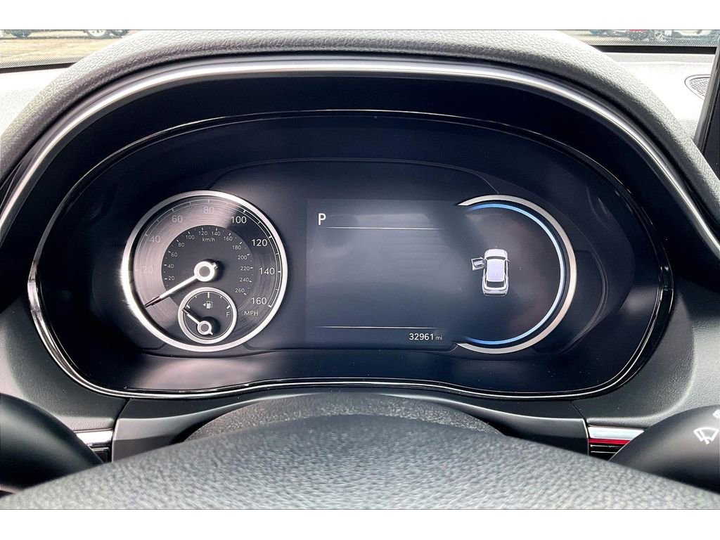 Used 2023 Genesis GV70 2.5T w/ Advanced Package image 13