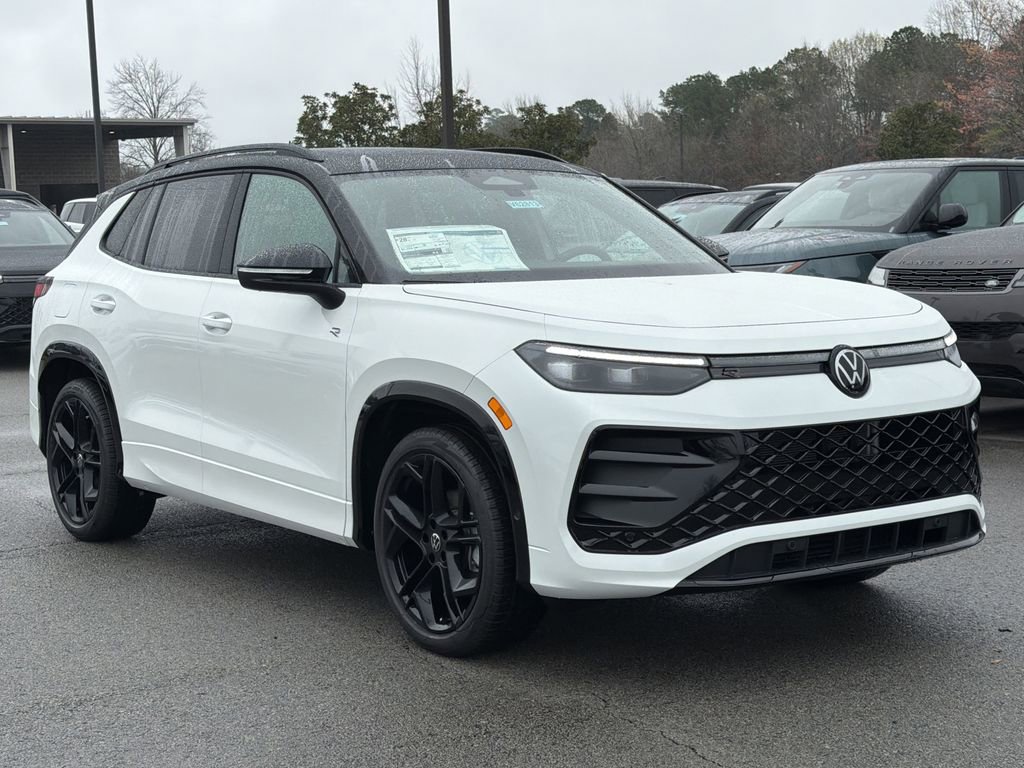 New 2026 Volkswagen Tiguan SE R-Line image 7