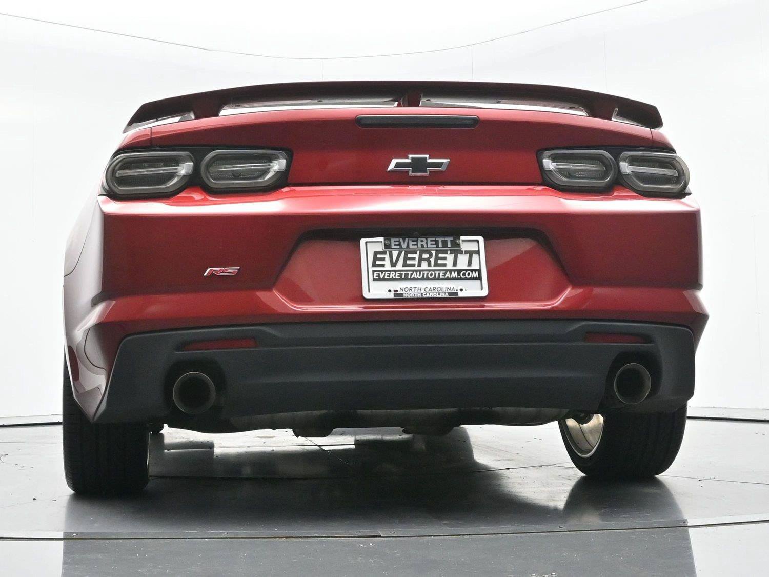 Used 2021 Chevrolet Camaro LT w/ Wild Cherry Design Package 1 RWD image 49
