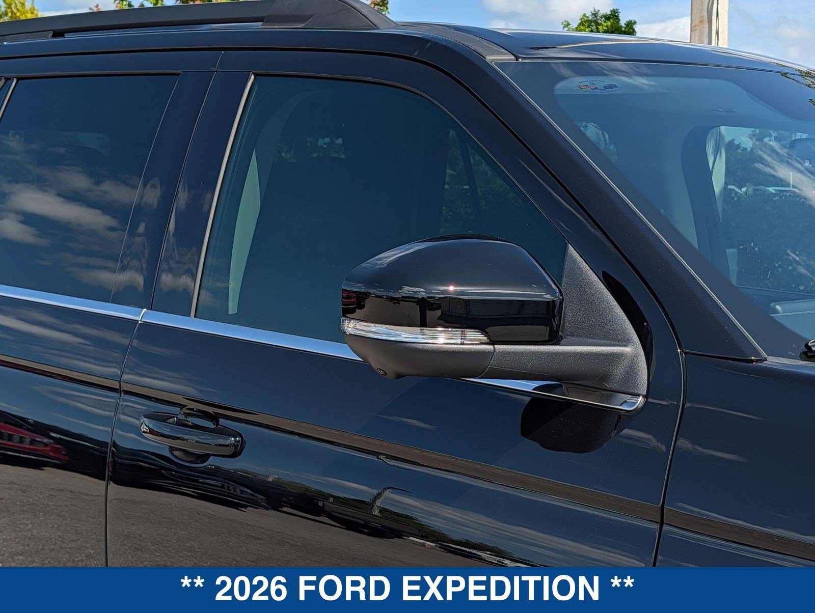 New 2026 Ford Expedition Active RWD image 12