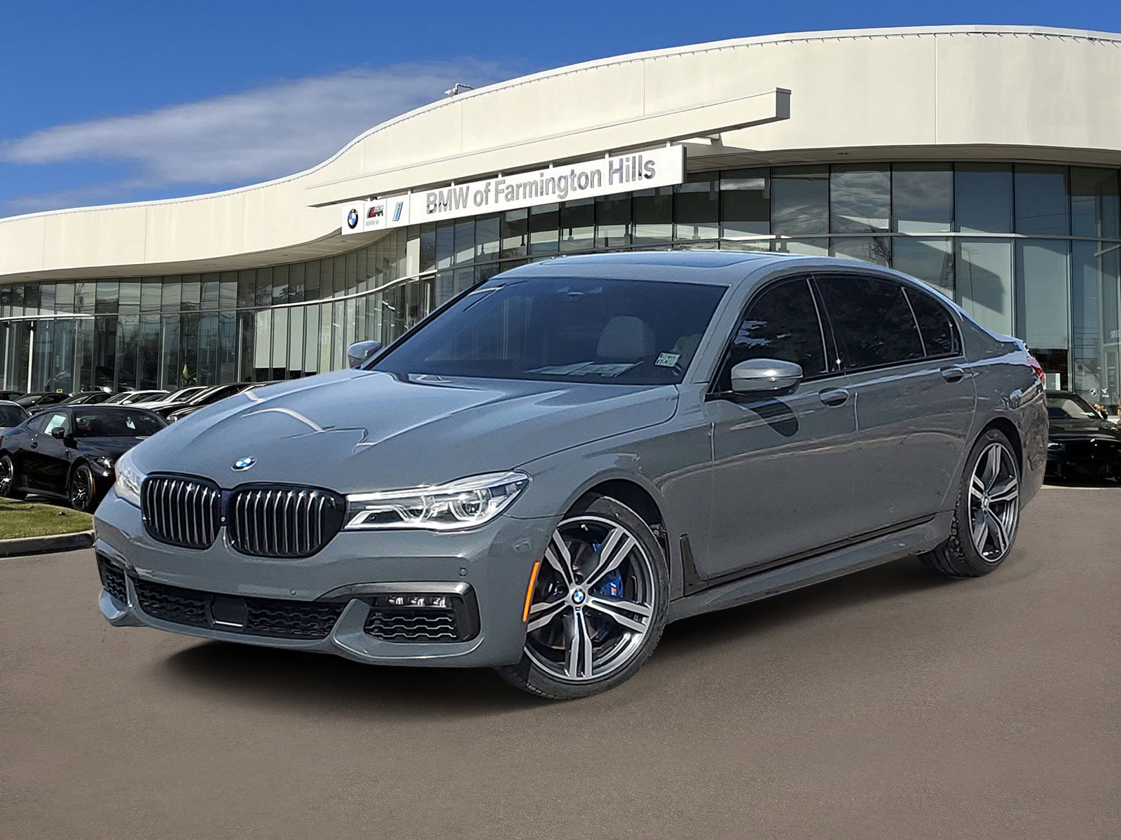 Used 2019 BMW 750i xDrive w/ Executive Package image 1