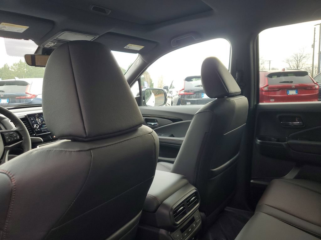 New 2026 Honda Ridgeline Black Edition image 10