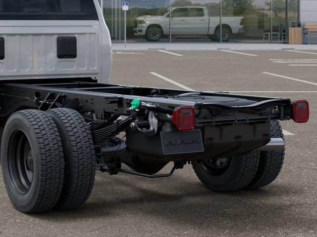 New 2026 RAM 5500 Tradesman AWD/4WD image 13