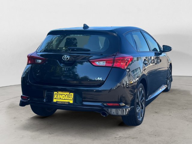 Used 2018 Toyota Corolla iM w/ All-Weather Mat Package FWD image 5