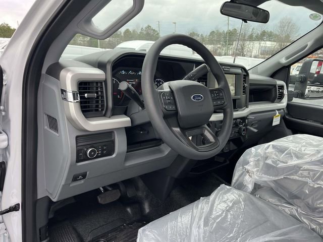 New 2026 Ford F550 4x4 Regular Cab Super Duty image 10