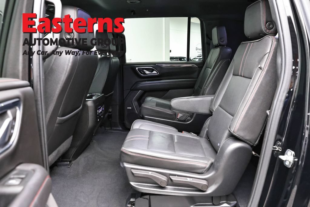 Used 2022 Chevrolet Suburban RST w/ Luxury Package AWD/4WD image 22