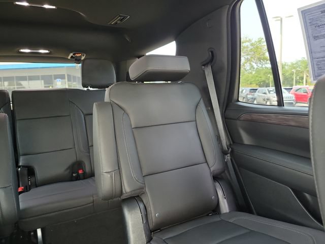 Certified 2023 Chevrolet Tahoe Z71 w/ Luxury Package AWD/4WD image 15