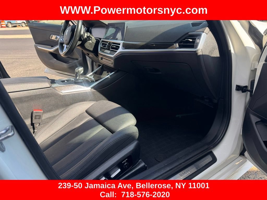 Used 2021 BMW 330i xDrive Sedan w/ Convenience Package AWD/4WD image 23