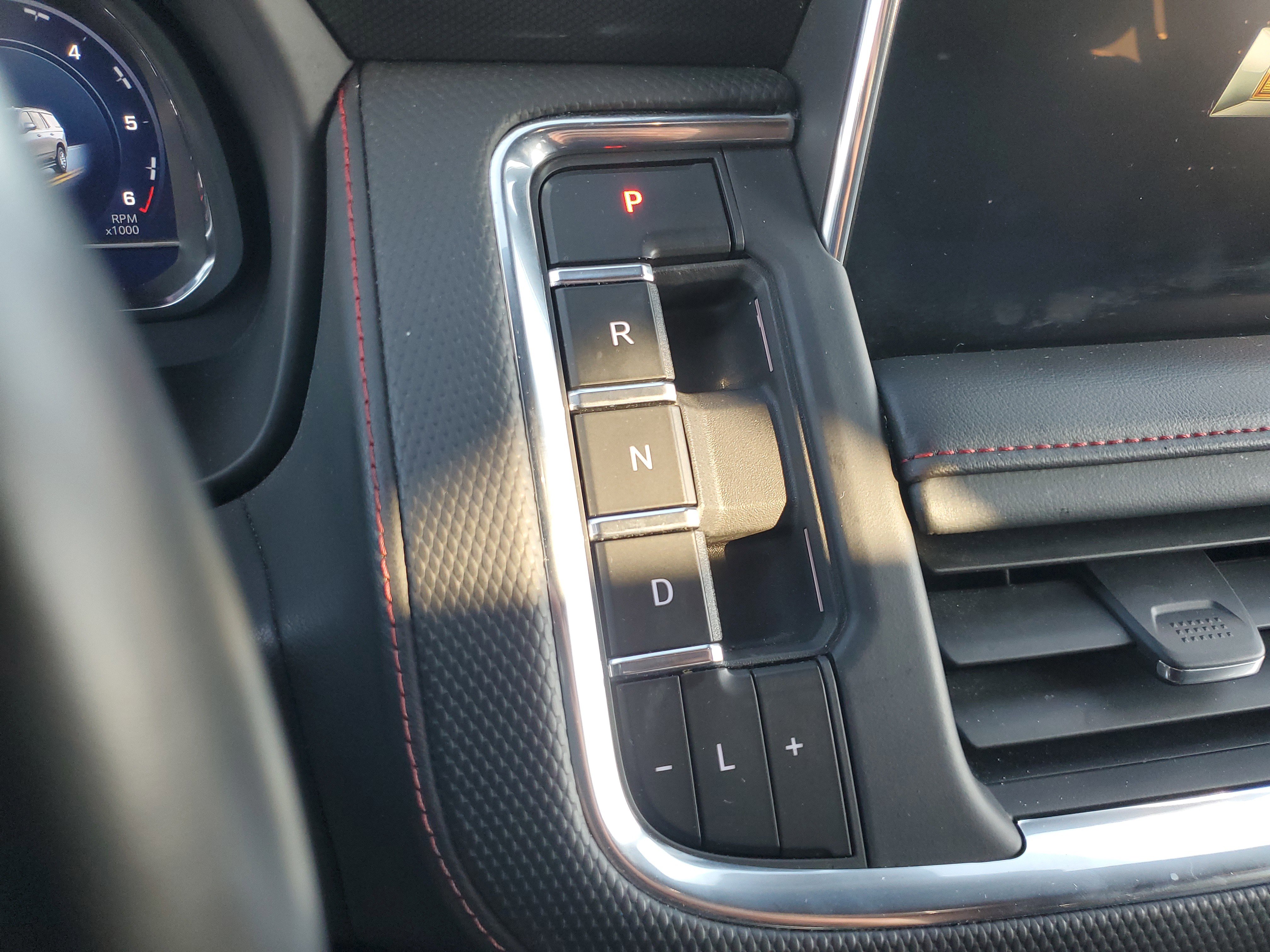 Used 2023 Chevrolet Tahoe RST w/ Sport Performance Package image 23