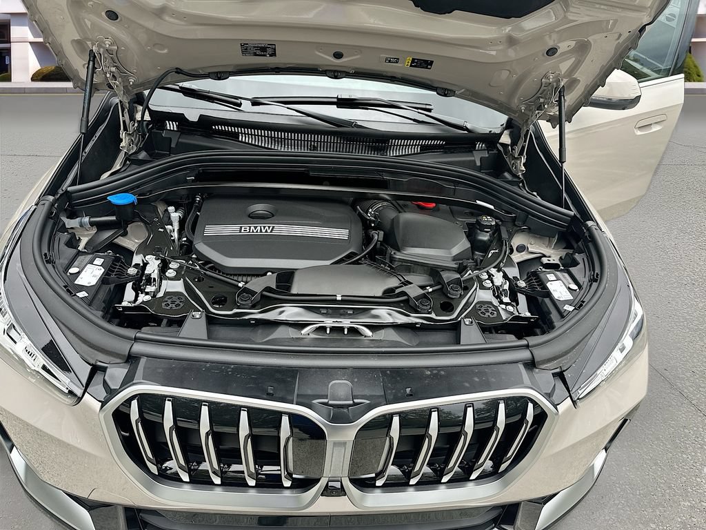 New 2027 BMW X1 xDrive28i AWD/4WD image 31