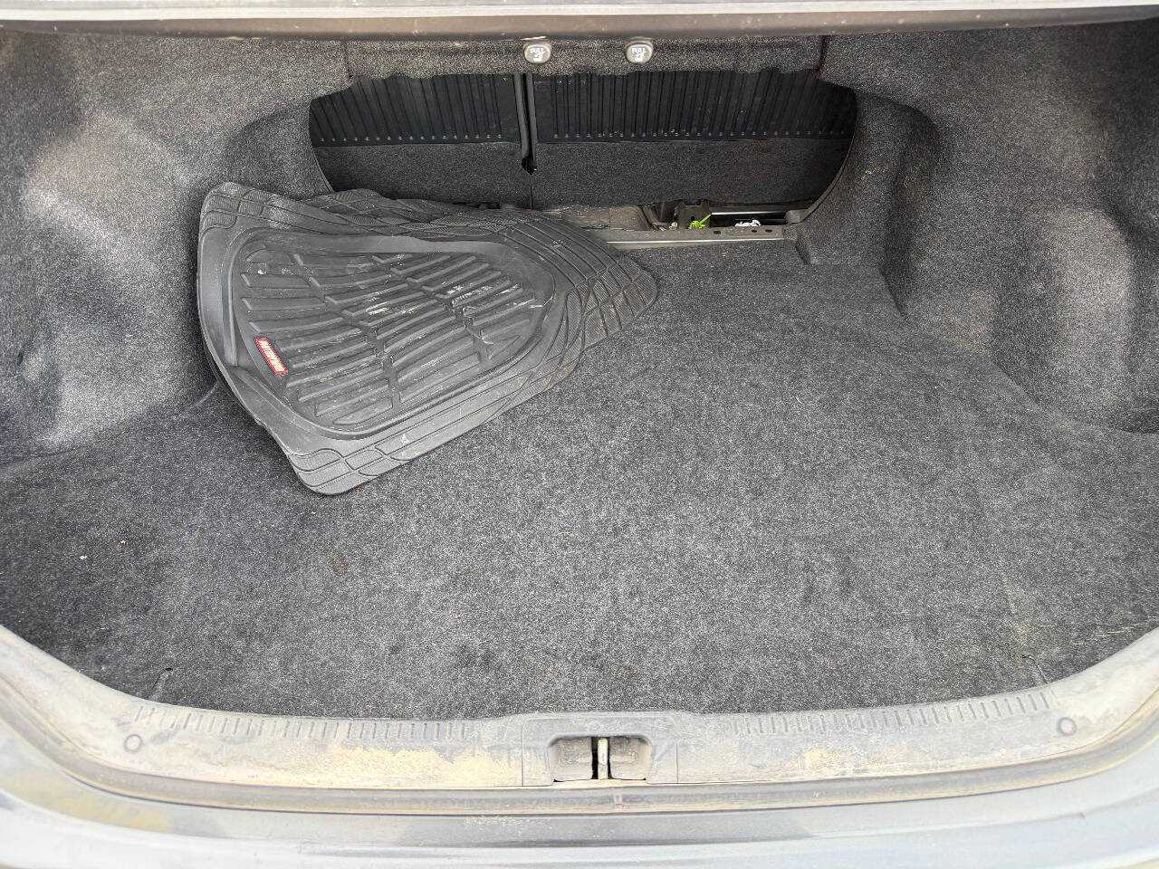 Used 2012 Toyota Camry SE image 13