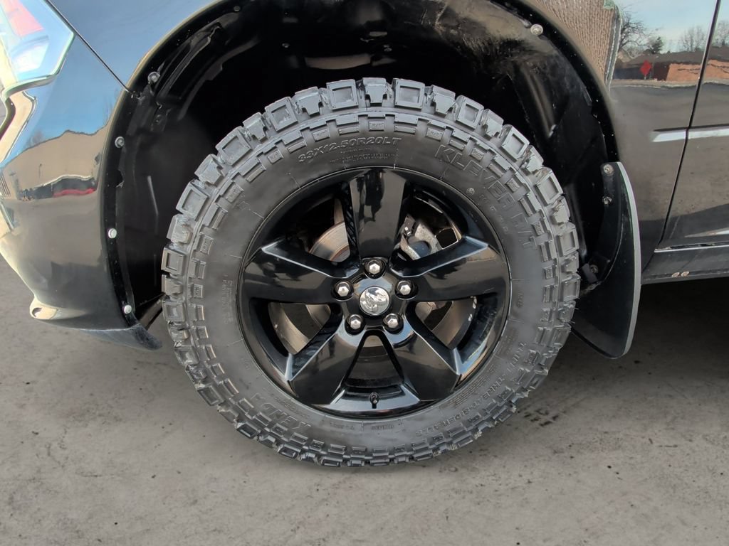 Used 2014 RAM 1500 Express w/ Black Ram 1500 Express Group AWD/4WD image 13