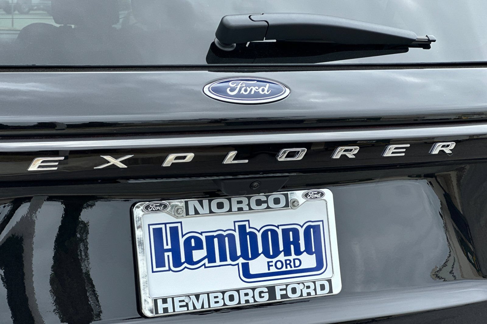 New 2026 Ford Explorer Active RWD image 27