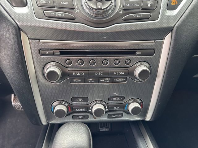 Used 2020 Nissan Pathfinder SL image 18