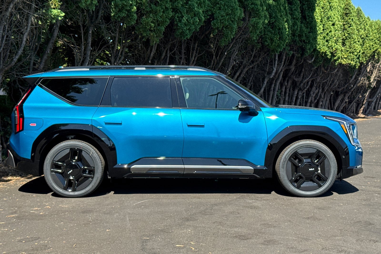 New 2026 Kia EV9 GT-Line image 2