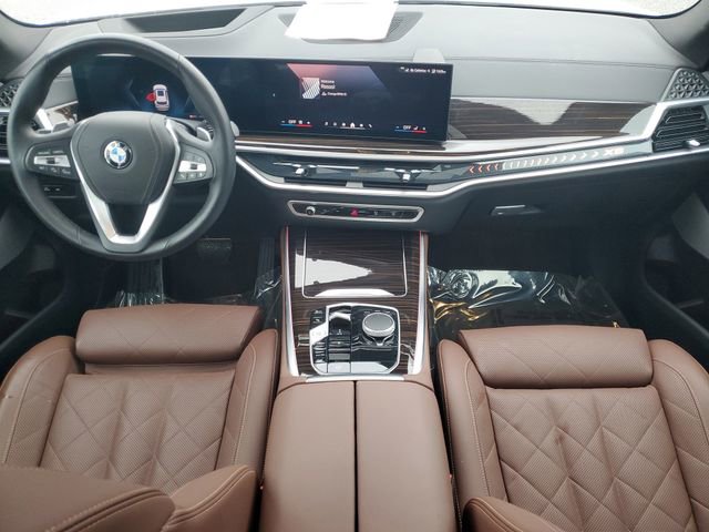 Used 2025 BMW X5 xDrive40i w/ Climate Comfort Package image 15