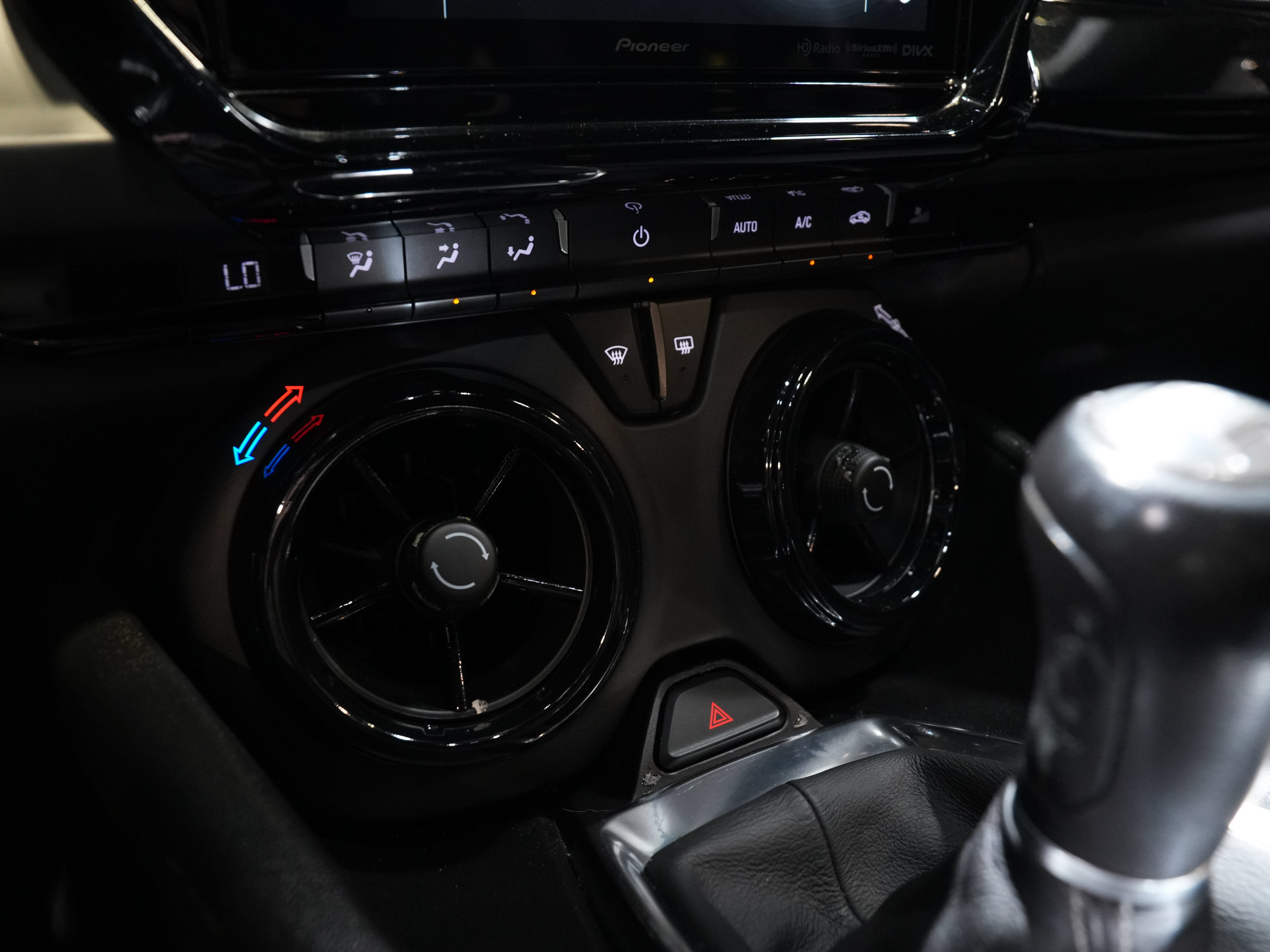 Used 2019 Chevrolet Camaro LS RWD image 37