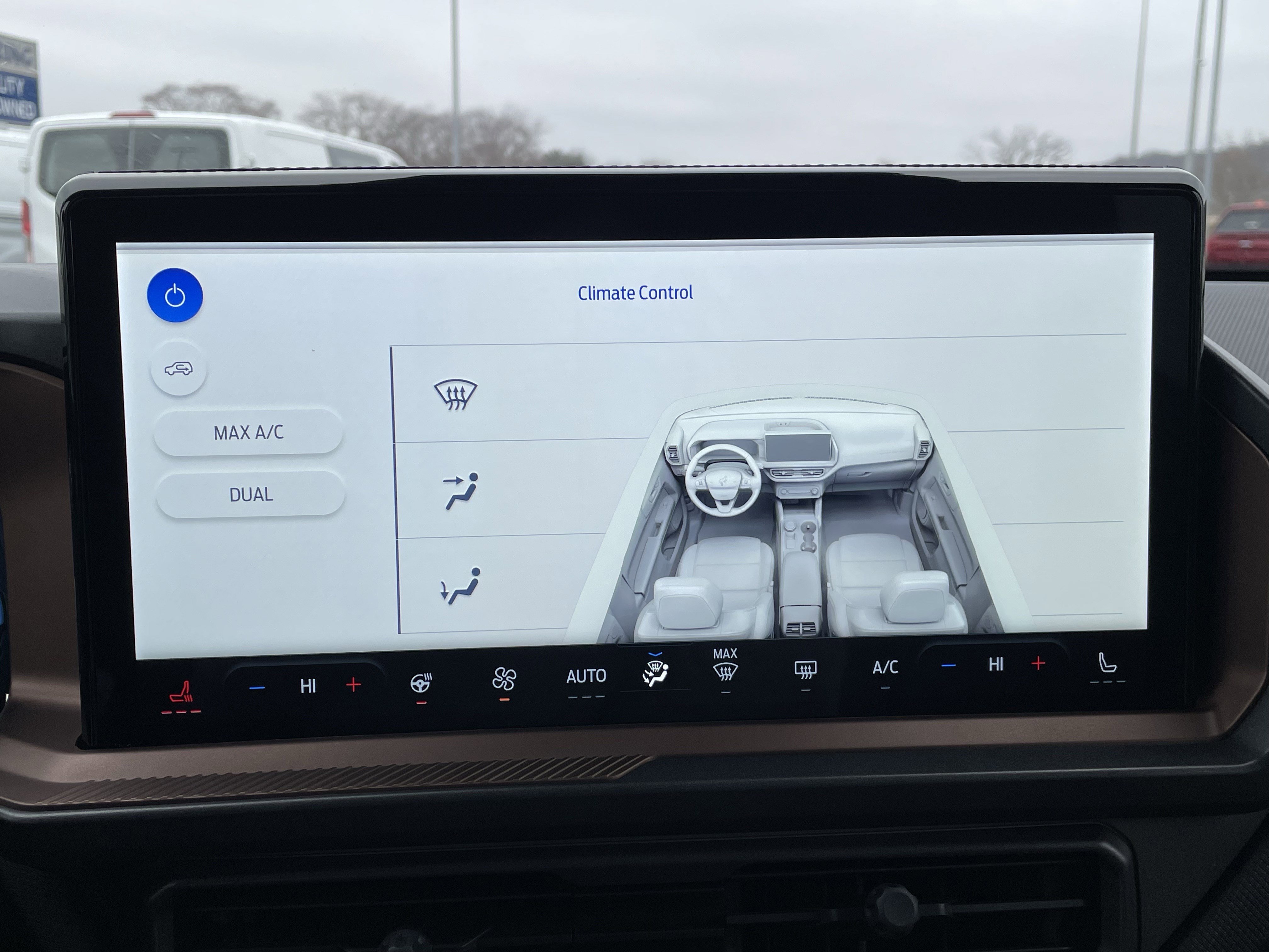 Used 2025 Ford Bronco Sport Outer Banks w/ Outer Banks Tech Package+ image 39