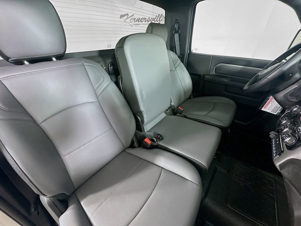 New 2026 RAM 3500 Tradesman image 10
