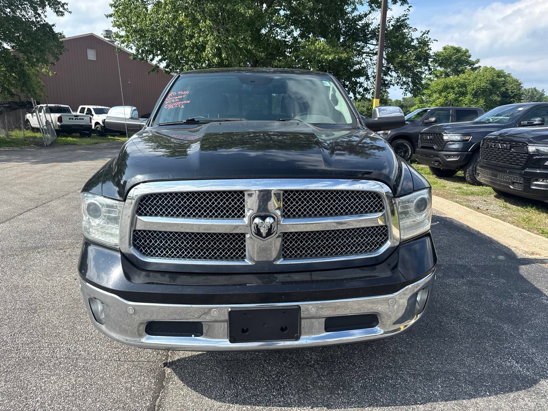 Used 2014 RAM 1500 Limited AWD/4WD image 2